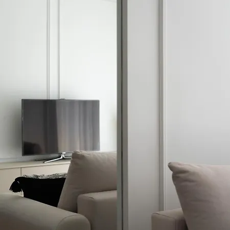 Supreme Apartment *