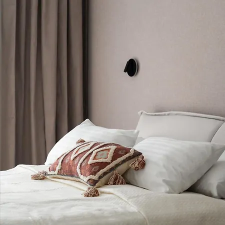 Supreme Apartment *